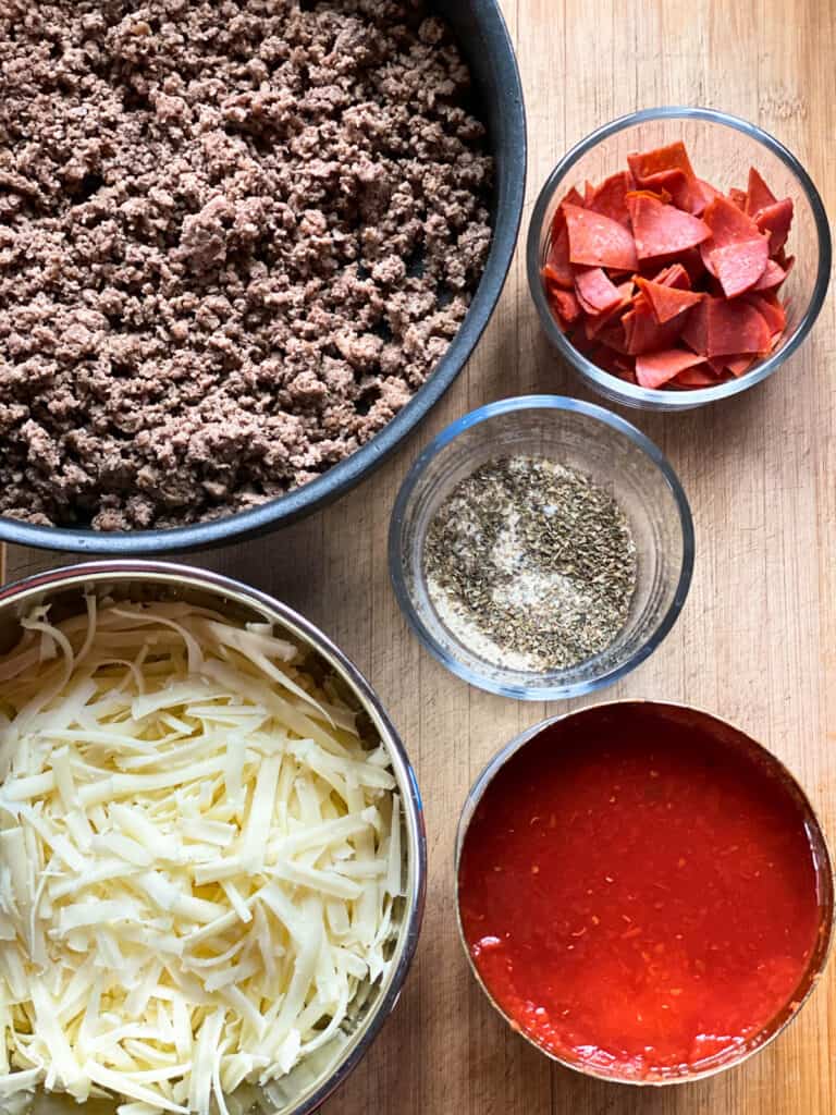 Ingredients for crock pot pizza joes.