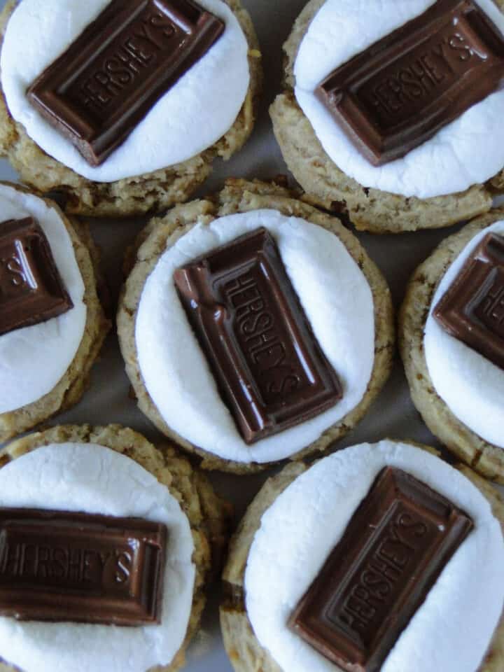 Close up top view of s'mores cookies.