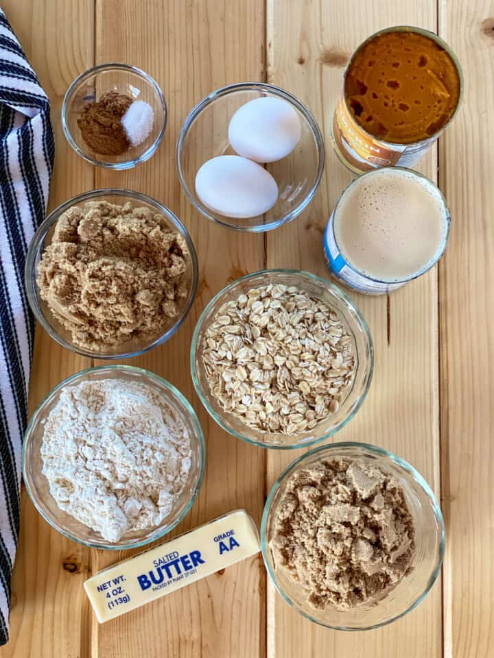 Pumpkin crisp ingredients.