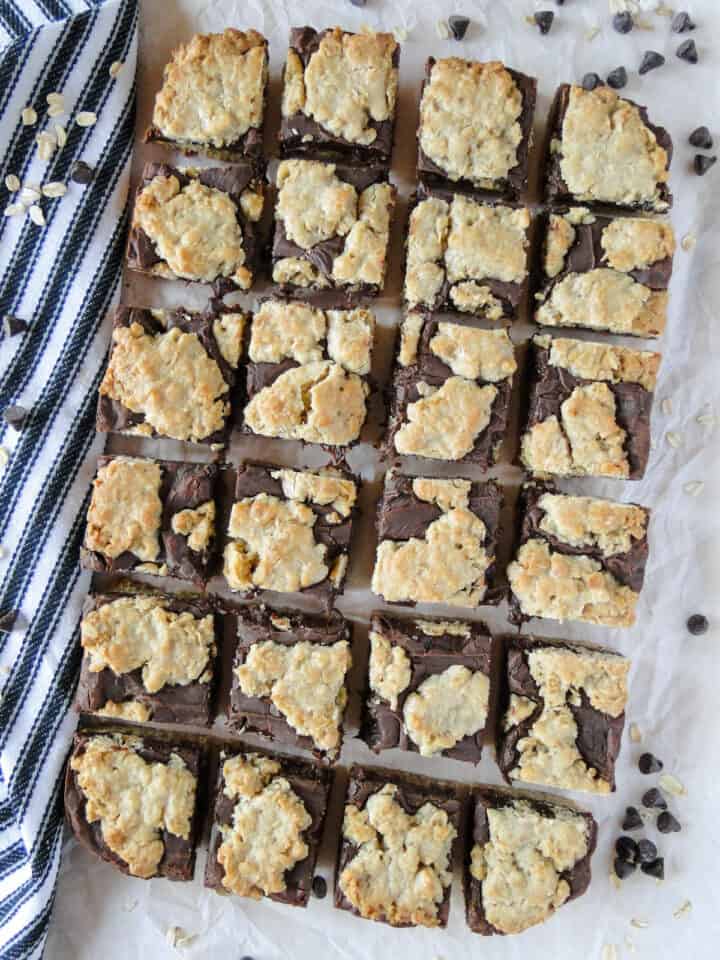 Pan of sliced oatmeal fudge bars sliced.