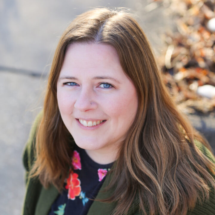 Headshot of Heather.