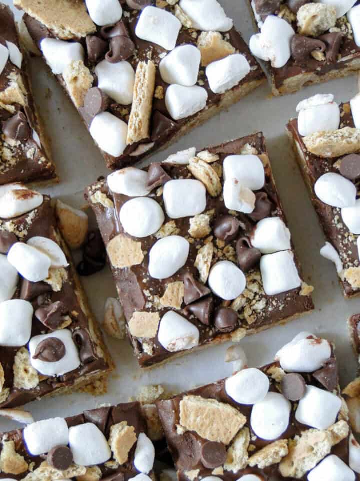 Close up top view of no bake smores bar.