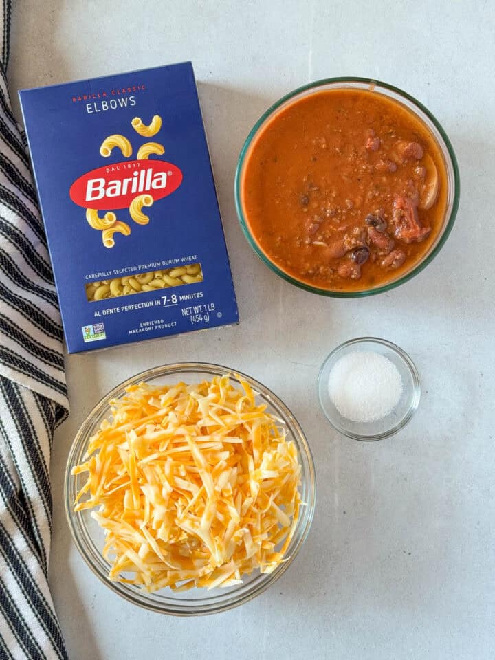 Chili Mac Recipe Ingredients.