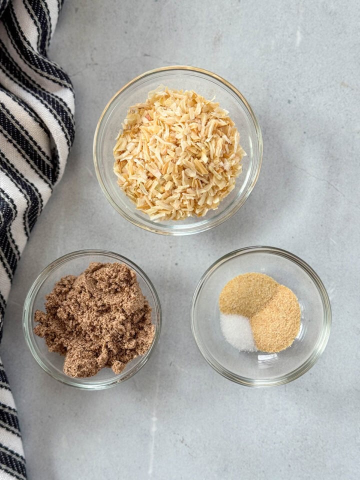 Homemade onion soup mix recipe ingredients.