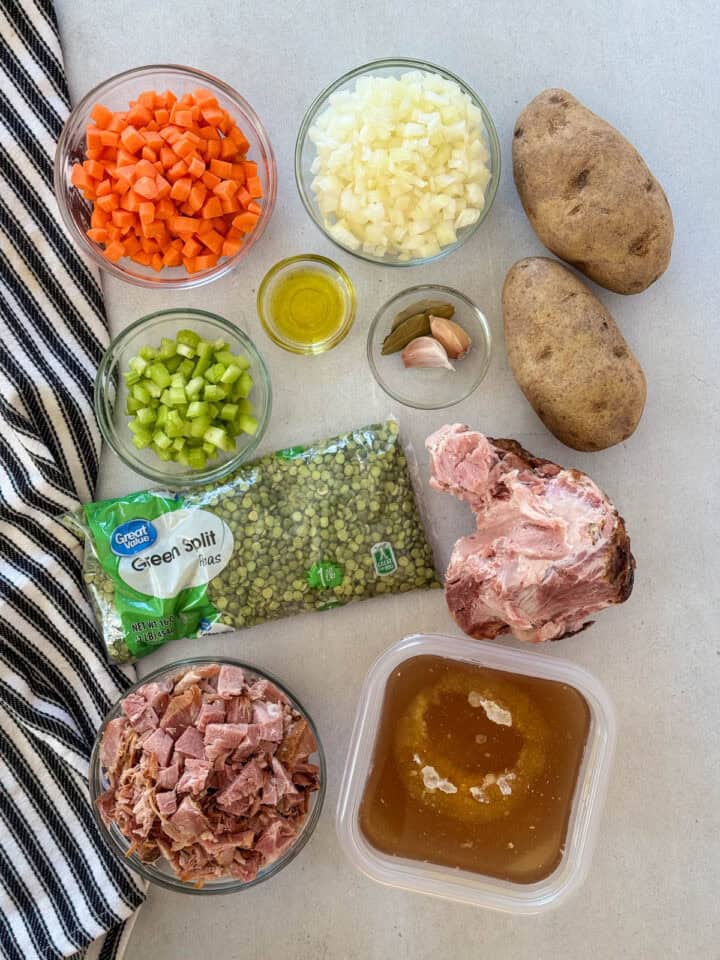 Instant pot split pea soup recipe ingredients.