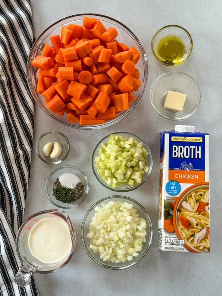 Creamy carrot soup recipe ingredients.